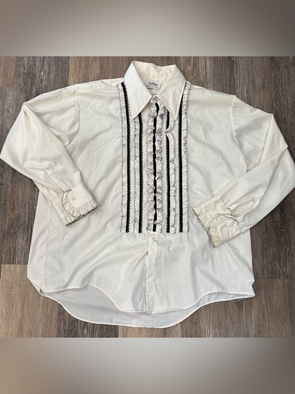 Vintage 70s White Men's Ruffled Front Dress Shirt